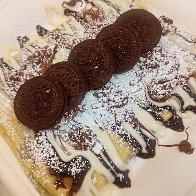 Crepe farcita con Oreo e cioccolato bianco